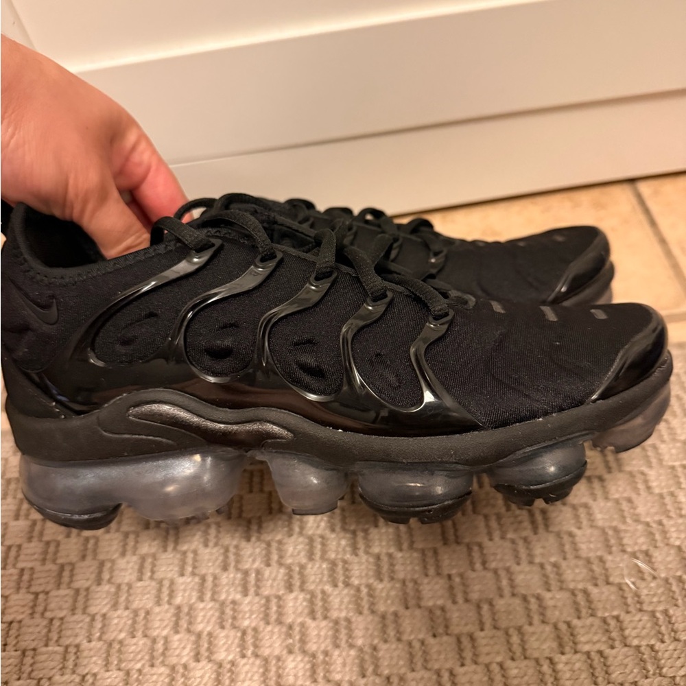 Nike Air VaporMax - Picture 2 of 4